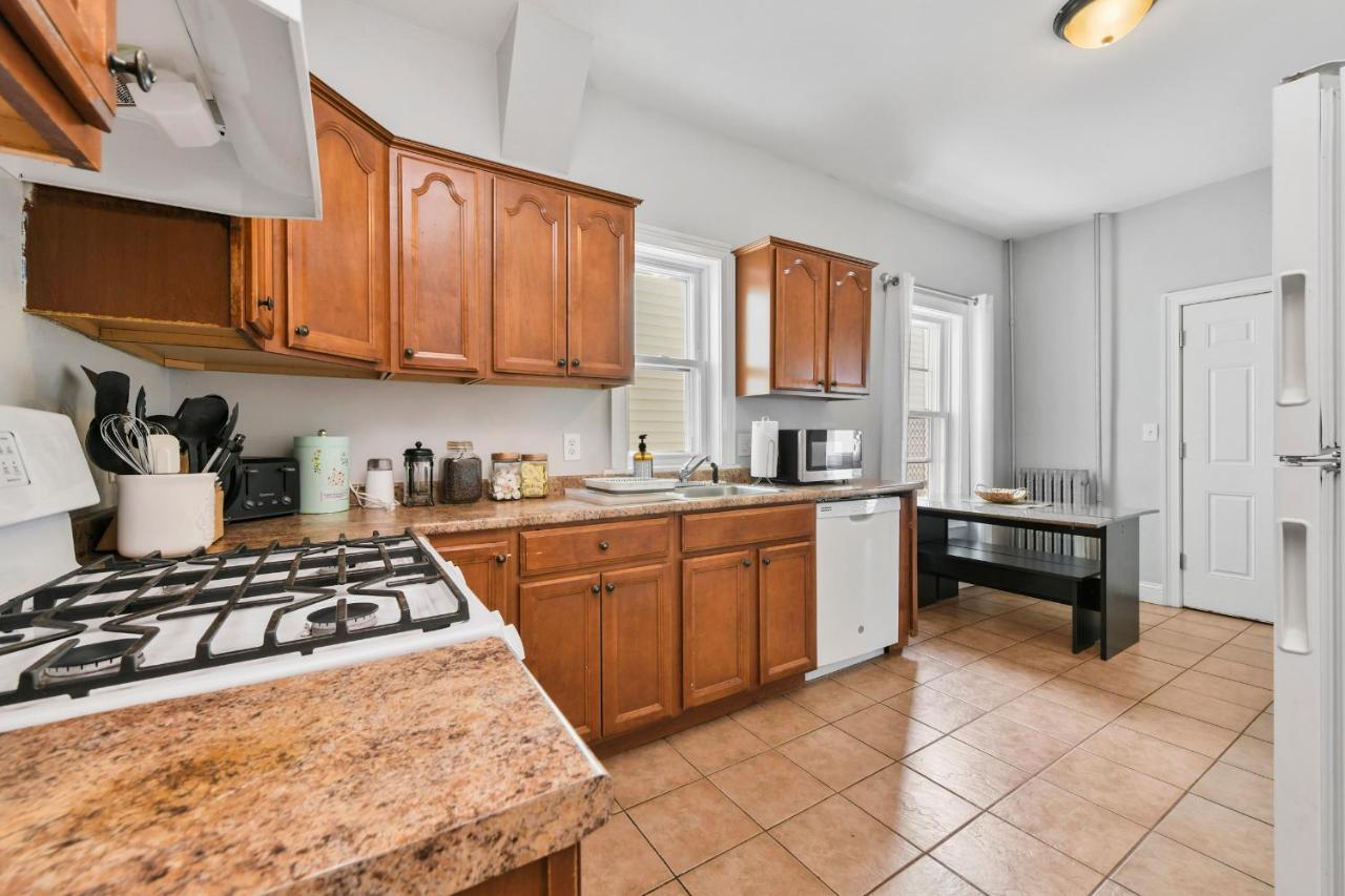 The Maverick - Luxurious Apartment - Free Parking - 2 Miles From Boston Logan Airport Челси Екстериор снимка
