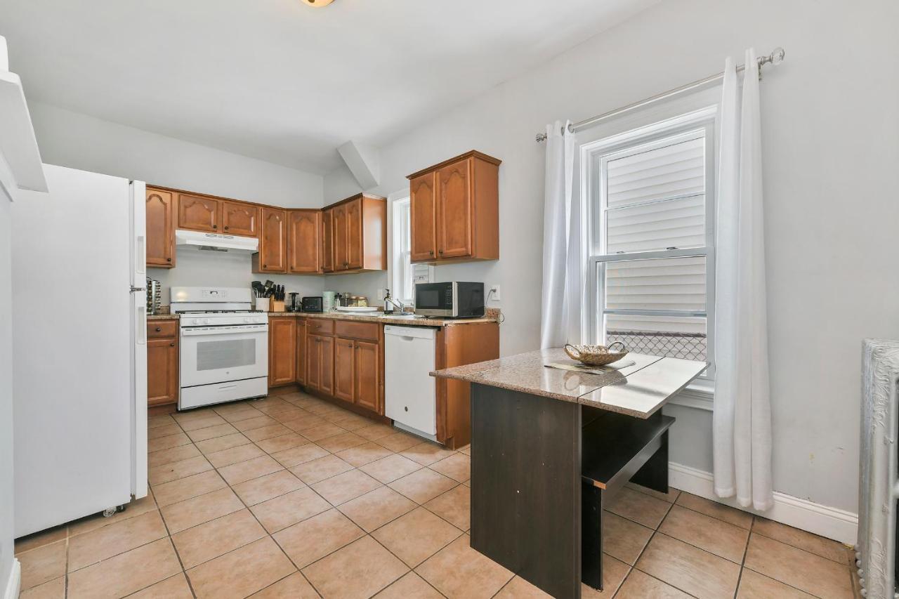 The Maverick - Luxurious Apartment - Free Parking - 2 Miles From Boston Logan Airport Челси Екстериор снимка